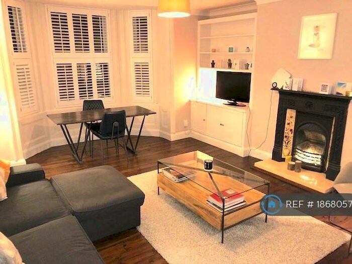 2 Bedroom Flat To Rent In Maberley Crescent, London, SE19