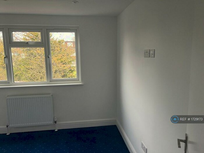 1 Bedroom Flat To Rent In Montpelier Rise, London, NW11