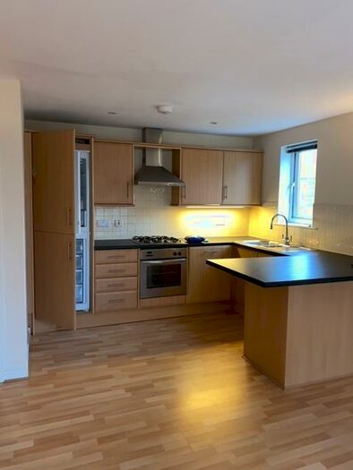 2 Bedroom Apartment To Rent In Oaken Royd Croft, Barnsley, South Yorkshire, S74