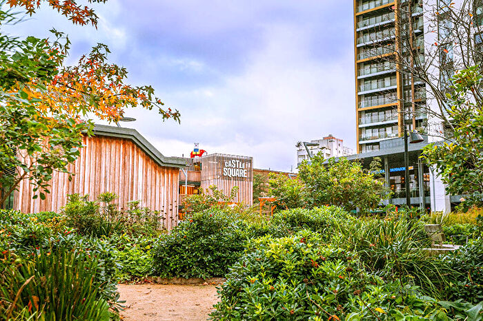 2 Bedroom Apartment To Rent In Mawes House, SE17