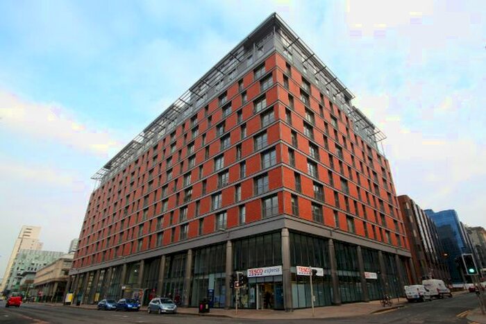 1 Bedroom Terraced House To Rent In The Bridge, Argyle Street, Glasgow, G2