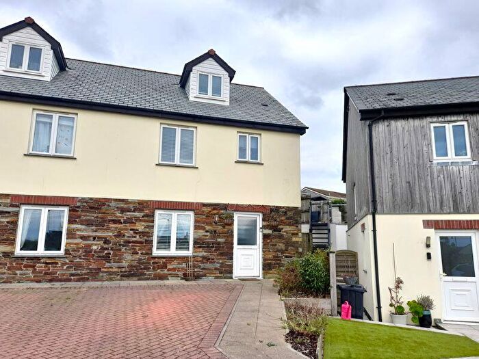 4 Bedroom Semi-Detached House For Sale In Waverley Court, St. Austell, PL25