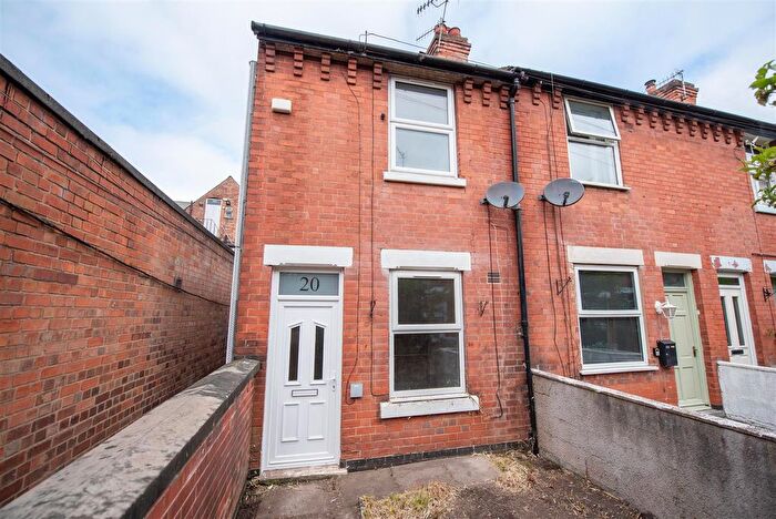 2 Bedroom End Of Terrace House To Rent In Winchester Terrace, Sherwood, Nottingham, NG5