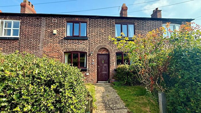 2 Bedroom Cottage To Rent In Summer Lane, Warrington, WA4