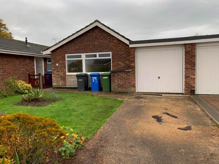 2 Bedroom Detached Bungalow To Rent In Whitton Close, Lowestoft, NR33