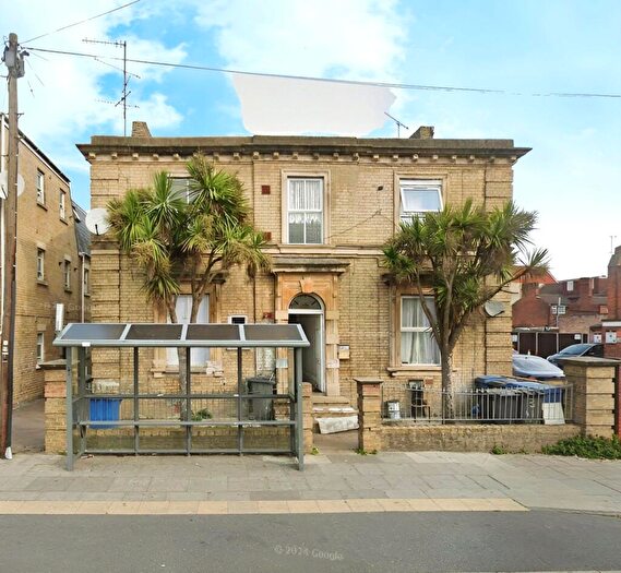 1 Bedroom Apartment For Sale In Woodbridge Road, Ipswich, Suffolk, IP4