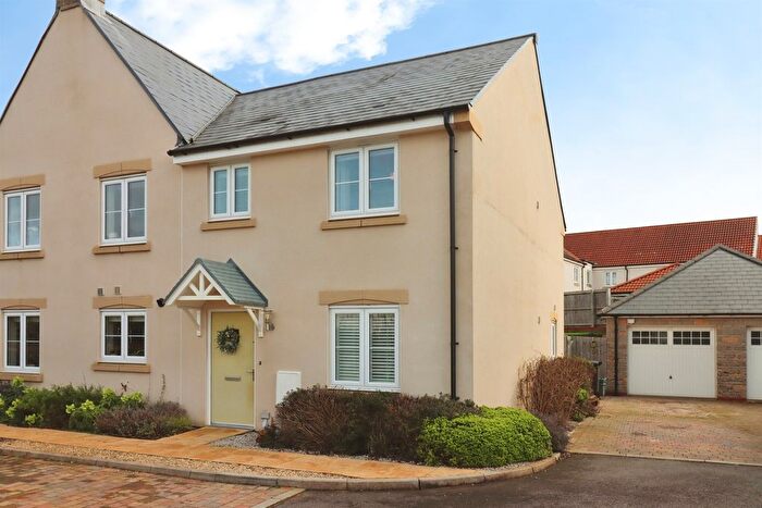3 Bedroom Semi Detached House For Sale In Bramble Close, Emersons Green, Bristol, BS16