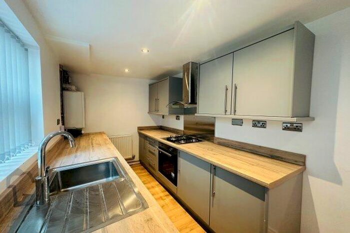 3 Bedroom Property To Rent In Curzon Street, Nottingham, NG4