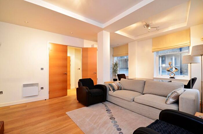 2 Bedroom Flat To Rent In Martin Lane, City, London, EC4R