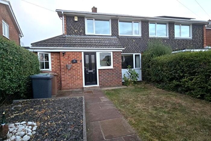 3 Bedroom Semi-Detached House For Sale In Wheatfield Road, Lincoln, LN6