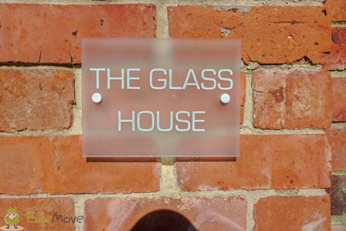 2 Bedroom Town House To Rent In The Glass House Selkirk Street, Cheltenham, GL52