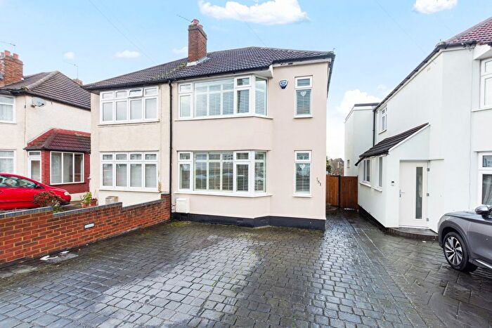 3 Bedroom Semi Detached House For Sale In Merlin Road, Welling, DA16