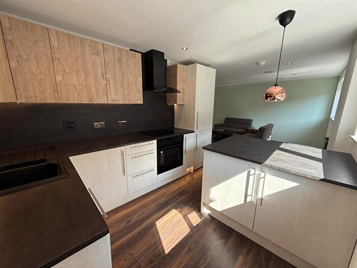 2 Bedroom Apartment To Rent In Cooper House, Silvester Street, Hull, HU1