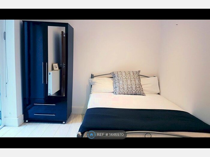 Studio To Rent In Rufford Street, London, N1