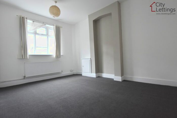 3 Bedroom Terraced House To Rent In Foxhall Road, Nottingham, NG7
