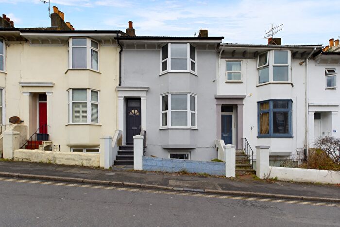 2 Bedroom Flat For Sale In New England Road, Brighton, BN1