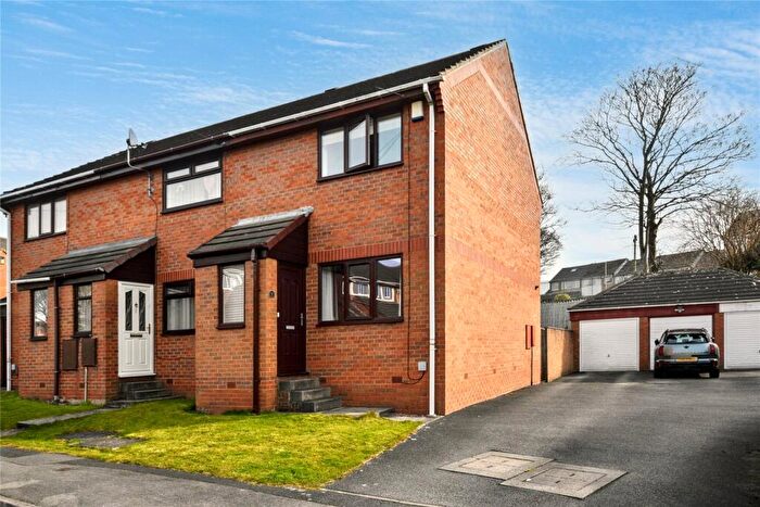 2 Bedroom Semi-Detached House To Rent In Elder Croft, Leeds, West Yorkshire, LS13