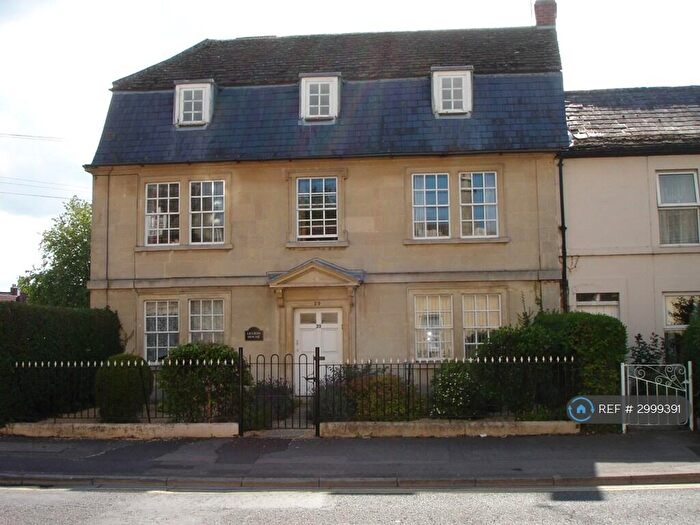 Studio To Rent In King Street, Wiltshire, SN12