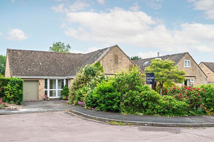 3 Bedroom Detached Bungalow For Sale In Gorse Close, Bourton-On-The-Water, GL54