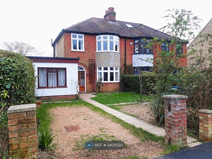 4 Bedroom Semi-Detached House To Rent In Roseford Road, Cambridge, CB4