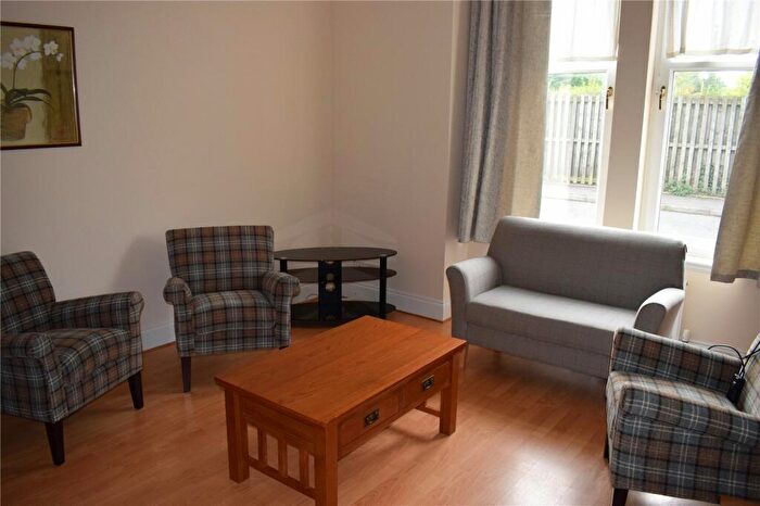 2 Bedroom Flat To Rent In Maxwell Street, Morningside, Edinburgh, EH10