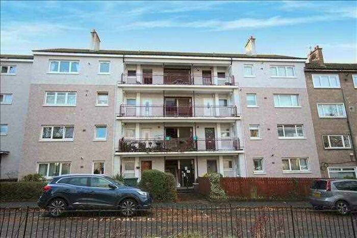 3 Bedroom Flat To Rent In Banchory Avenue, Mansewood, Glasgow, G43