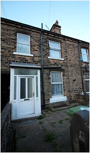 3 Bedroom Terraced House To Rent In Church Avenue, Crosland Moor, Huddersfield, HD4