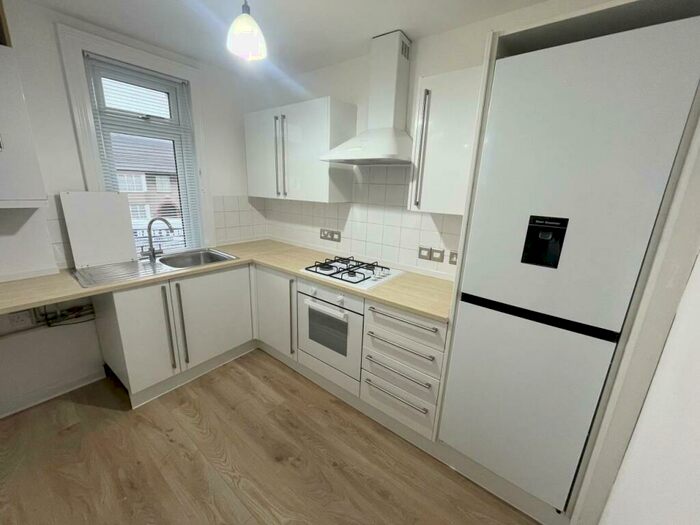 1 Bedroom Flat To Rent In Muller Road, Horfield, Bristol, BS7