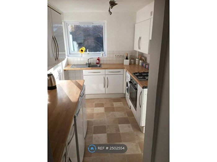 5 Bedroom Terraced House To Rent In Winterbourne Road, Chichester, PO19