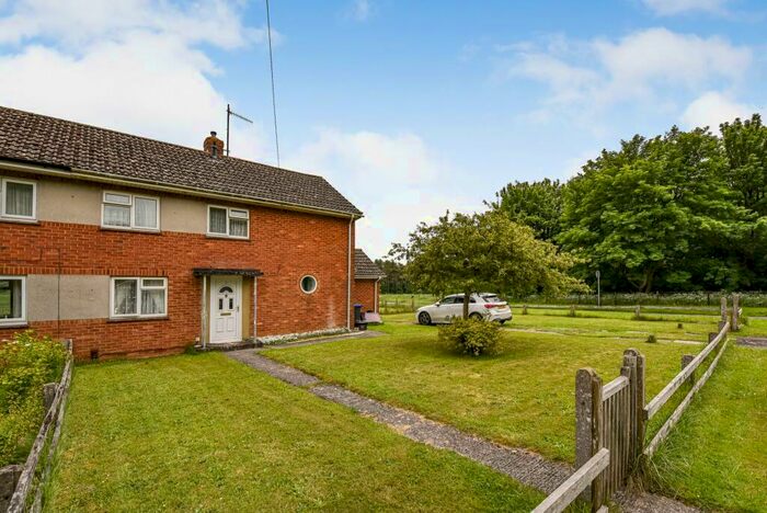 3 Bedroom Semi-Detached House For Sale In Alanbrooke Road, Larkhill, Salisbury, SP4