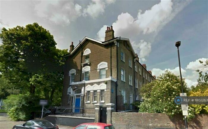 3 Bedroom Flat To Rent In Islington, London, N5