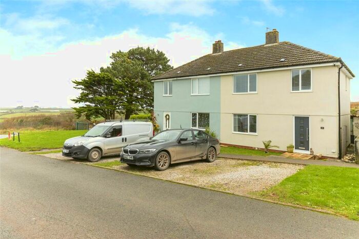 3 Bedroom Semi-Detached House For Sale In Sunderland Avenue, Wadebridge, Cornwall, PL27