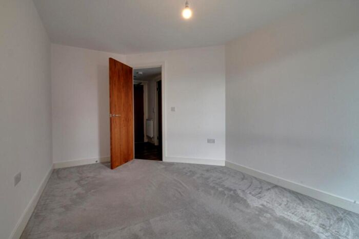 2 Bedroom Apartment To Rent In The Drapery, Fabrick Square, Lombard Street, Digbeth, B12