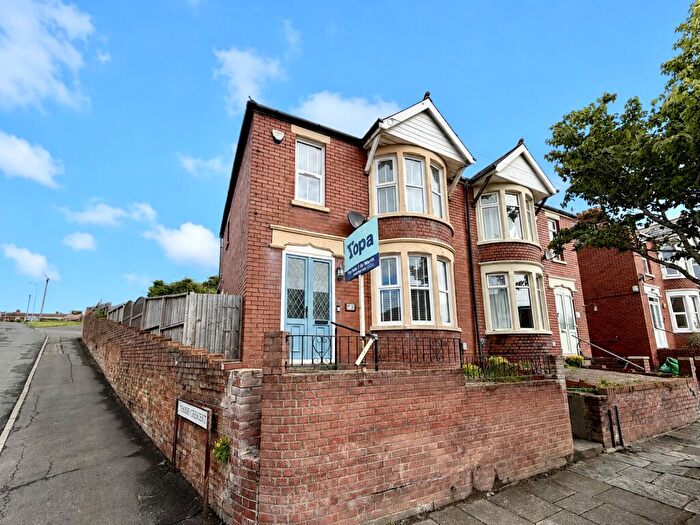 3 Bedroom Semi-Detached House For Sale In Somerset Road, Barry, CF62