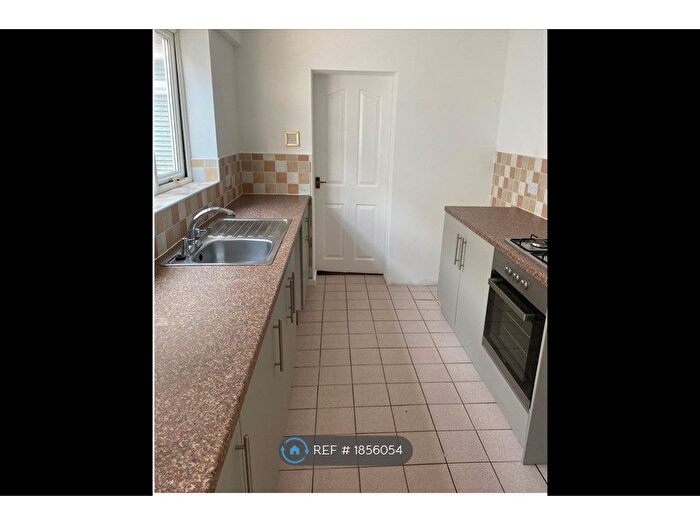 2 Bedroom Terraced House To Rent In Orchard Street, Newport, NP19