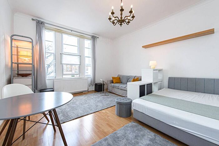 Studio To Rent In King Henrys Road, Primrose Hill, London, NW3
