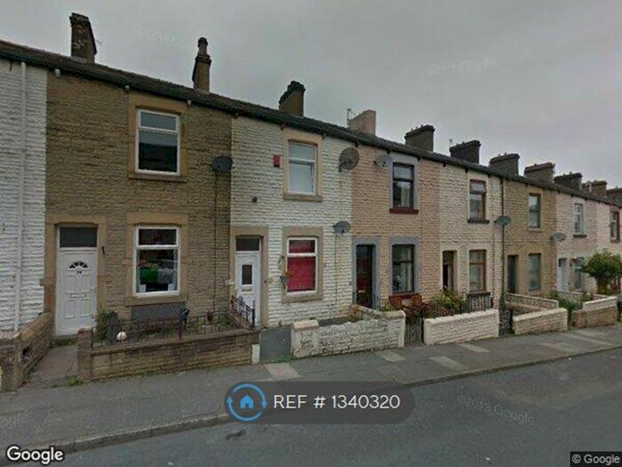 3 Bedroom Terraced House To Rent In Berry Street, Burnley, BB11