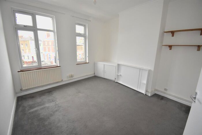 2 Bedroom Apartment To Rent In Stratheden Parade, Blackheath, SE3
