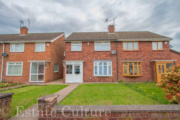 3 Bedroom Semi-Detached House To Rent In Brixham Drive, Coventry, CV2