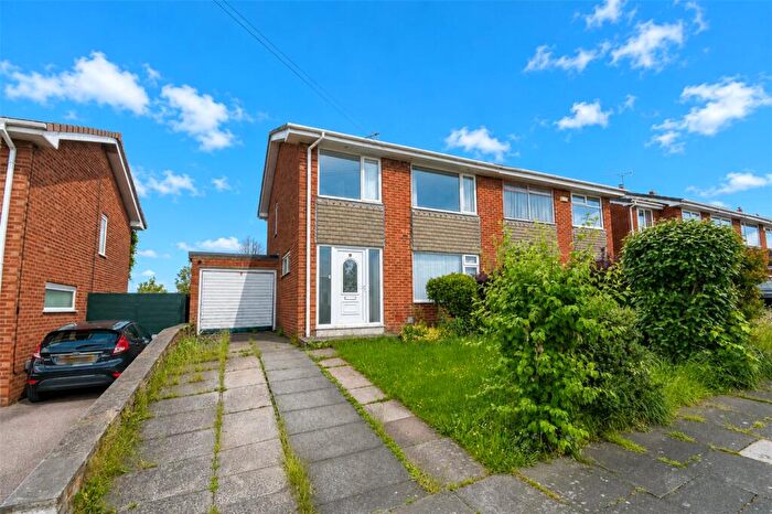 3 Bedroom Semi-Detached House For Sale In Gwendoline Close, Thingwall, Wirral, CH61