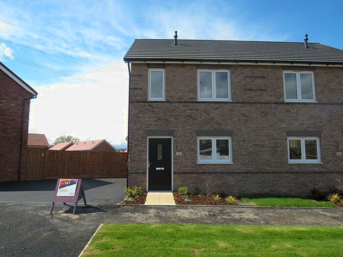 2 Bedroom House To Rent In Conrad Lewis Way, Warwick, CV34