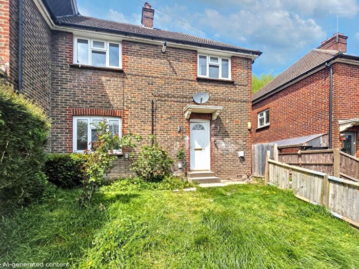 2 Bedroom Semi-detached House For Sale In Grange Road, Tunbridge Wells, TN4