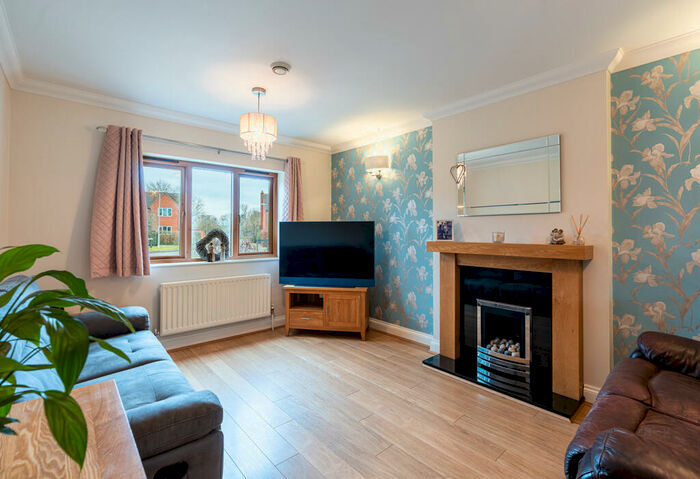 4 Bedroom Detached House For Sale In Riverview, Kettering, Northamptonshire, NN15