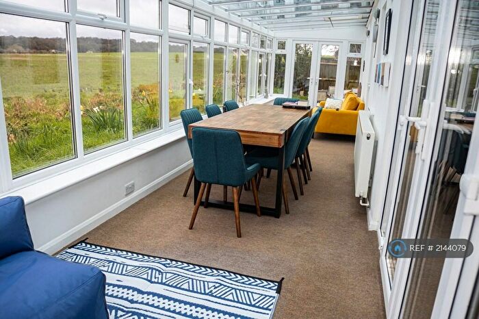 3 Bedroom Semi-Detached House To Rent In Leatherhead Road, Chessington, KT9