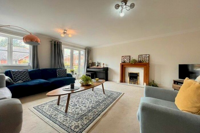 4 Bedroom Property To Rent In Imperial Place, Chislehurst, BR7