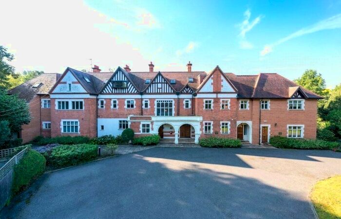 2 Bedroom Flat To Rent In Ferry Lane, Wraysbury, Staines-Upon-Thames, Berkshire, TW19