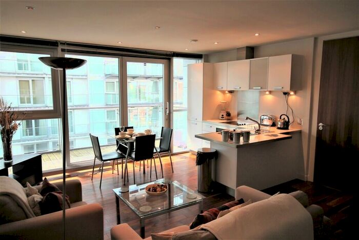Apartment To Rent In The Edge, Salford, M3