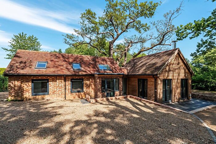 2 Bedroom Cottage For Sale In Boleyn Barn, Hever Road, Edenbridge, TN8