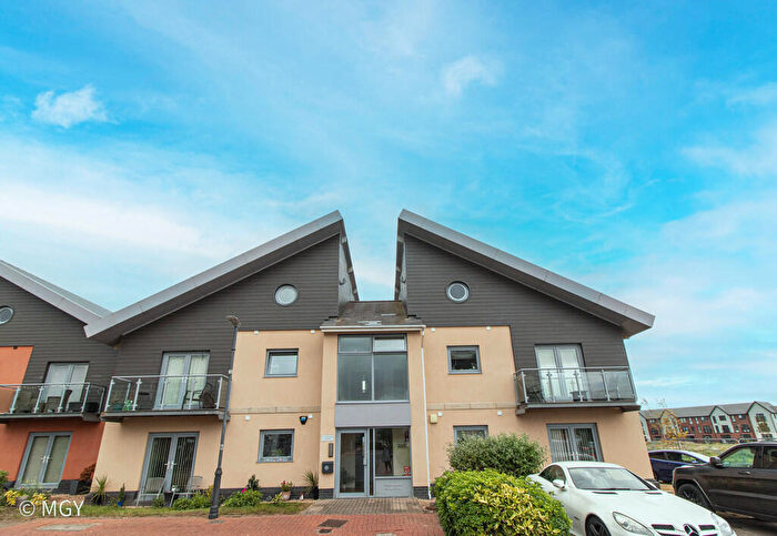 2 Bedroom Apartment To Rent In Vistamar House, Cei Dafydd, Barry, CF63