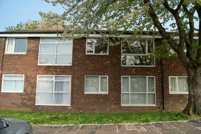 1 Bedroom Apartment To Rent In Middleham Road, Durham, DH1